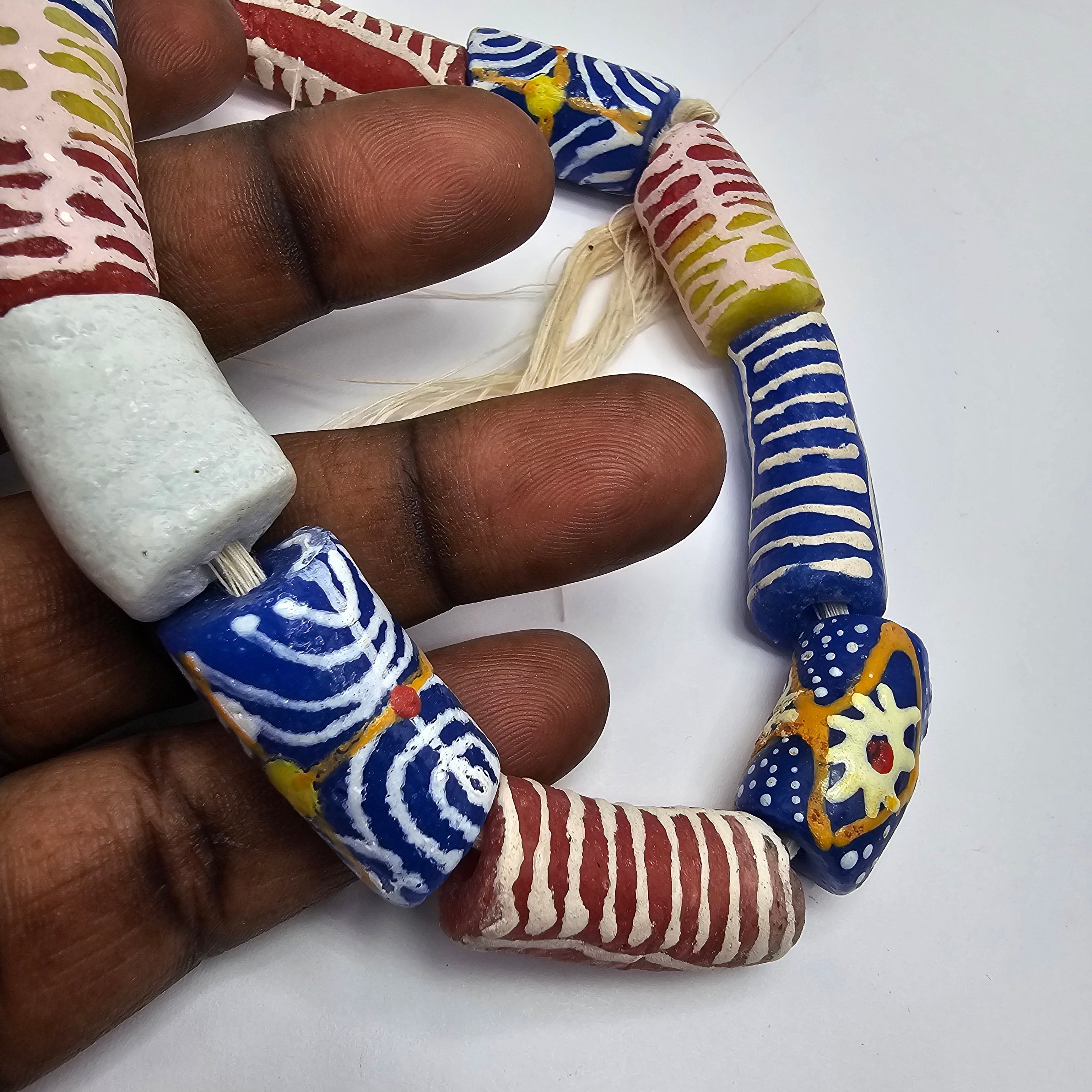 10 Chunky African Beads