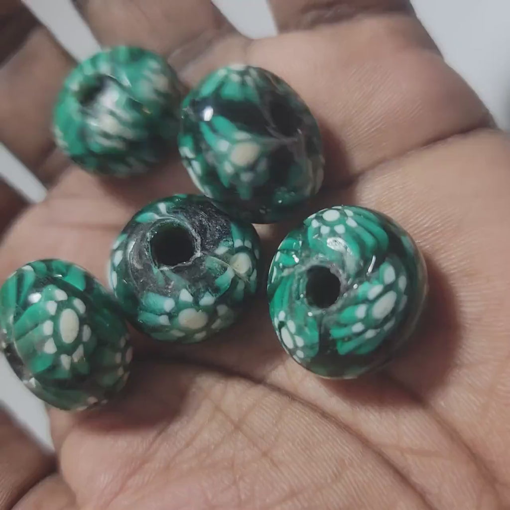 5 Teal Indian Flower Beads