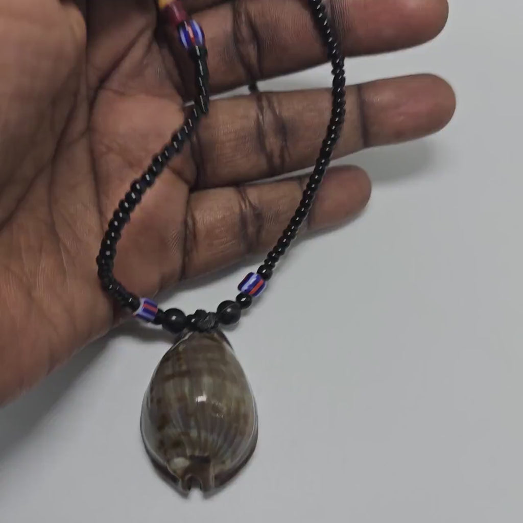 Sea shell Neckace, Handmade Jewelry