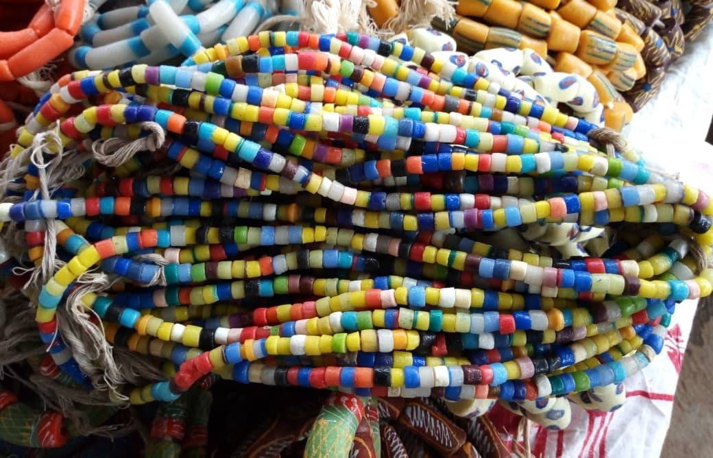 Multicolored short African Powdered beads