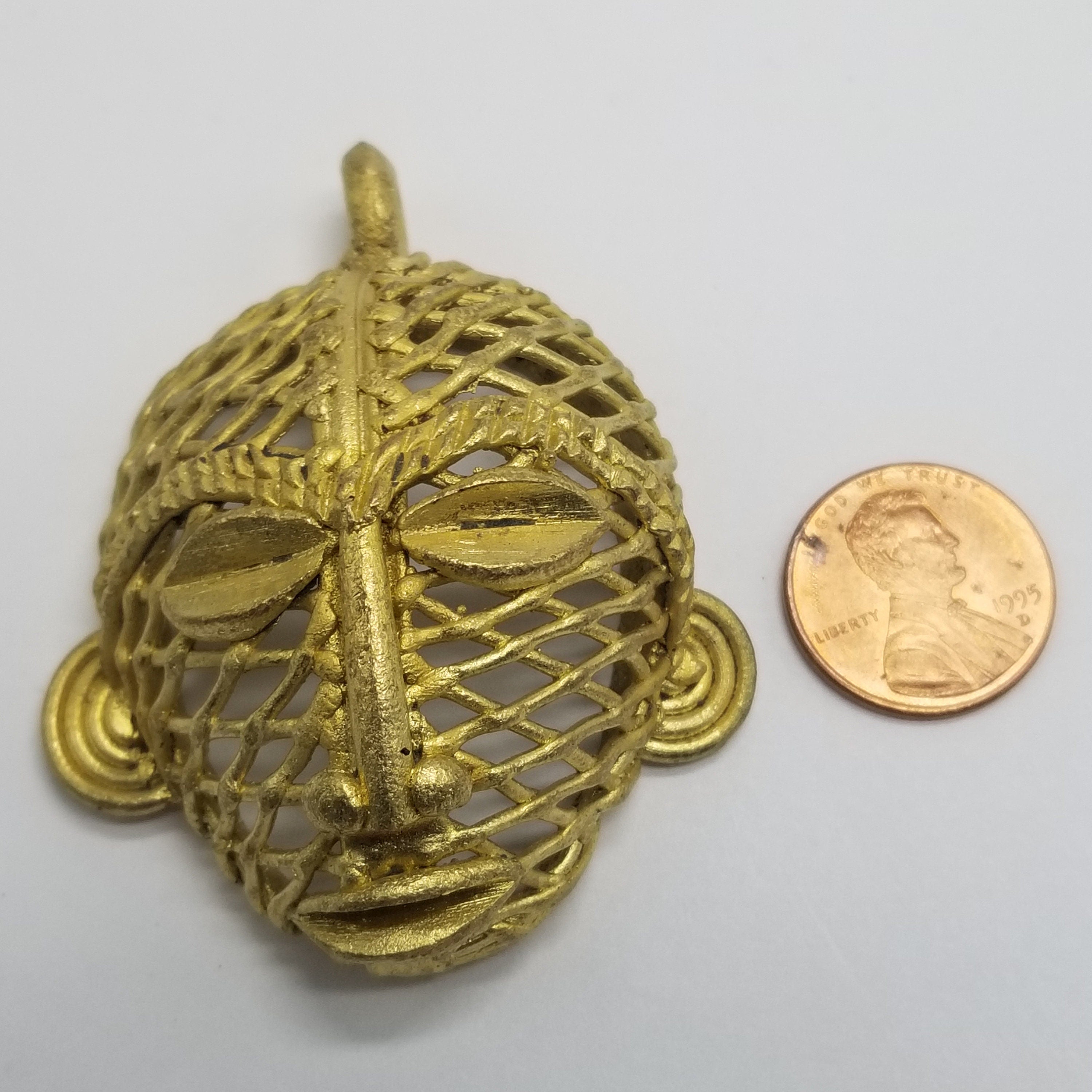 Netted African Face Mask Pendant