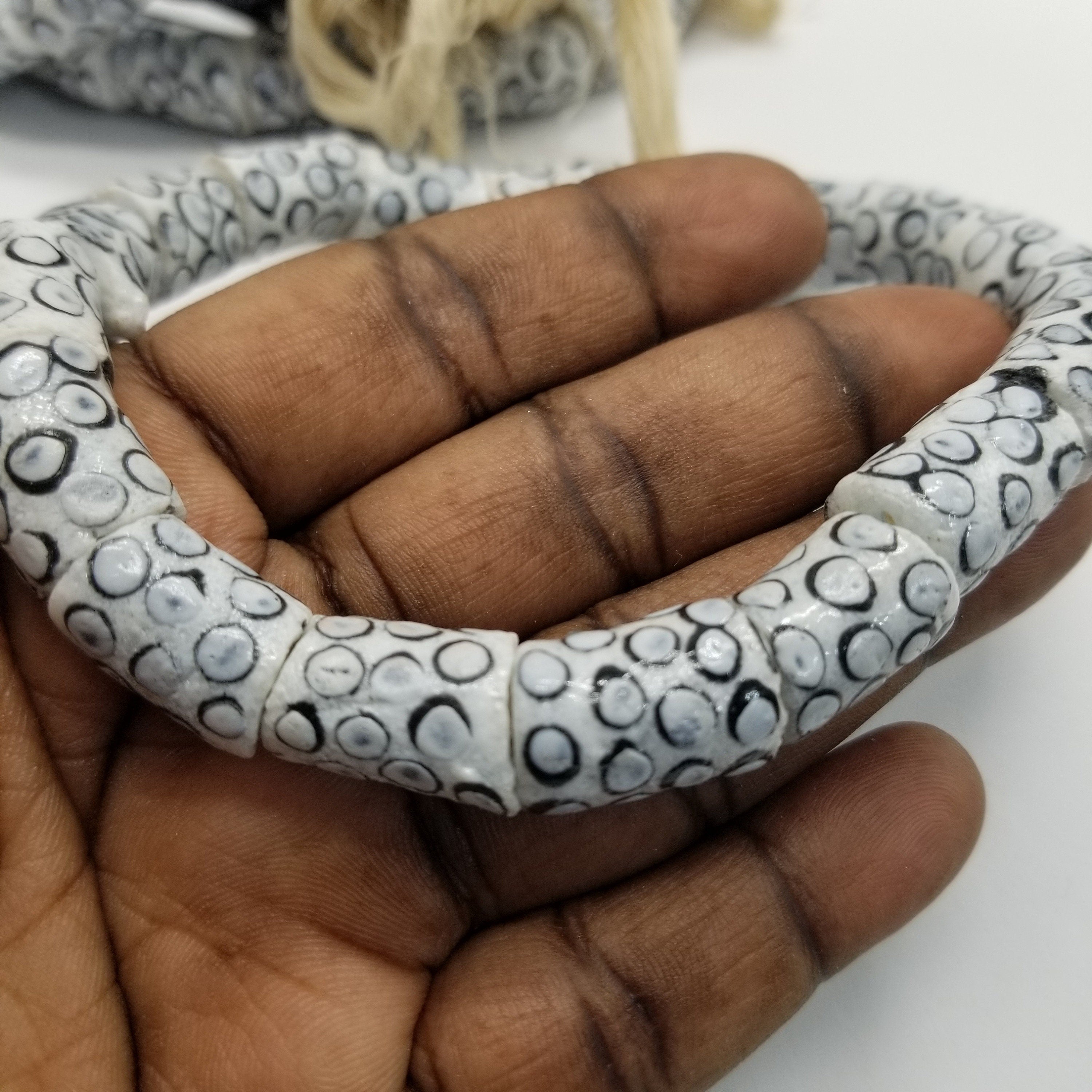 18 Eye Dotted African Beads